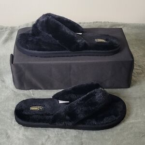 Puma Black Fuzzy Slippers